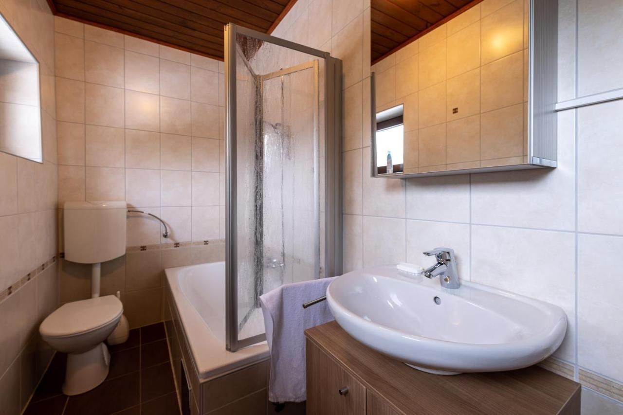 Ferienhaus Mooshuben Apartamento Mariazell Exterior foto